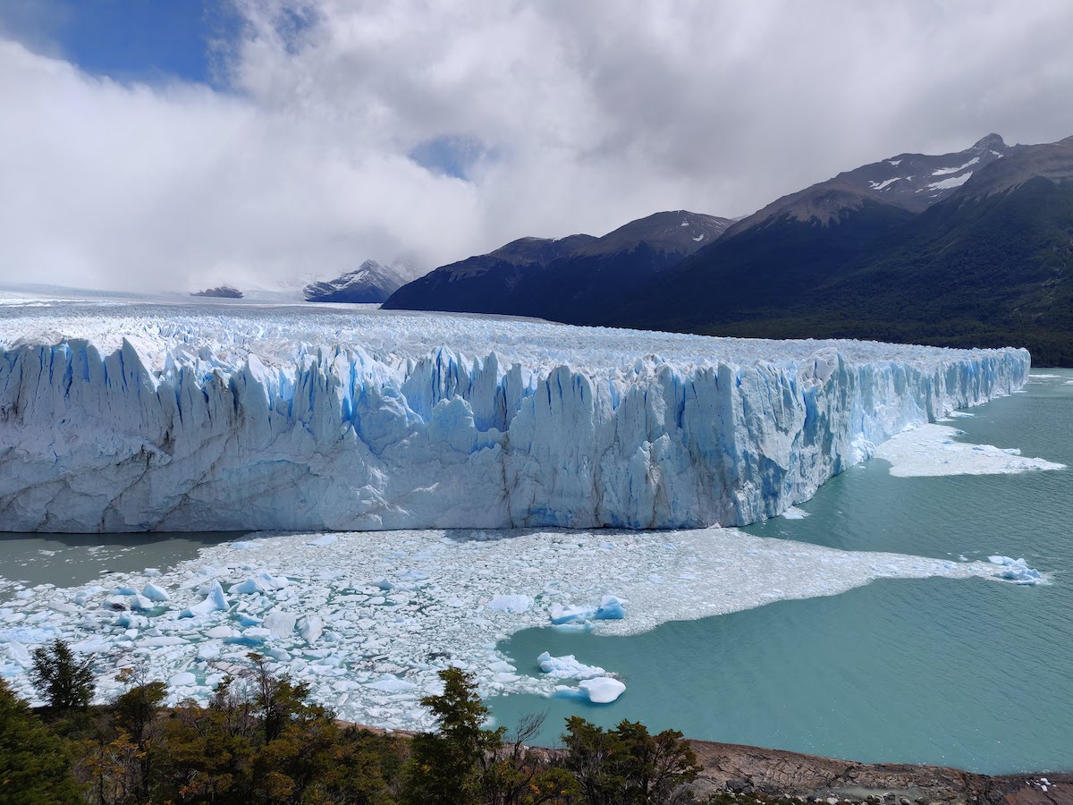Perito Moreno Balcony